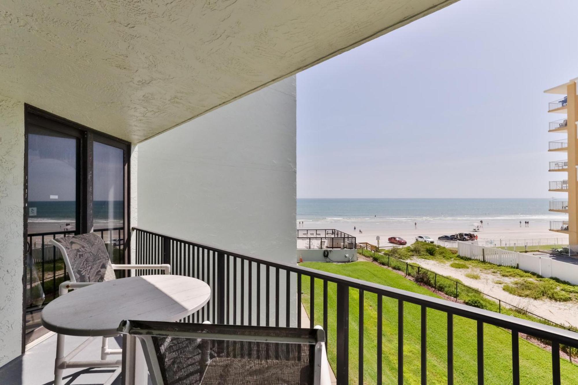 1 Bedroom -1 Bath With Ocean Views At Ocean Trillium 302 New Smyrna Beach Eksteriør bilde